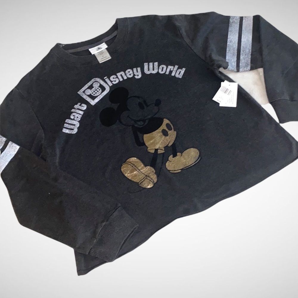 NWT Walt Disney World long sleeve tee-shirt